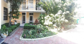Guest House on Bogdana Khmelnitskogo